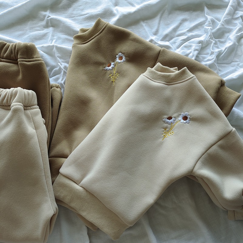 Осенне-зимние комплекты одежды – обзор и цена Winter Clothing Activities For Toddlers