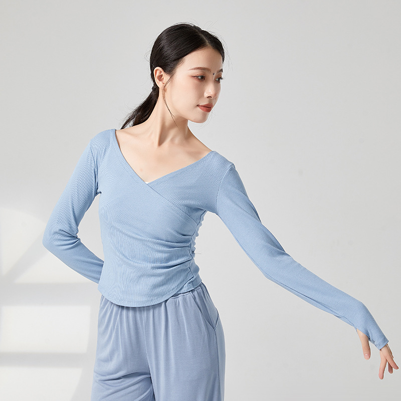 Одежда для тренировок и соврем – обзор и цена Winter Yoga Clothing
